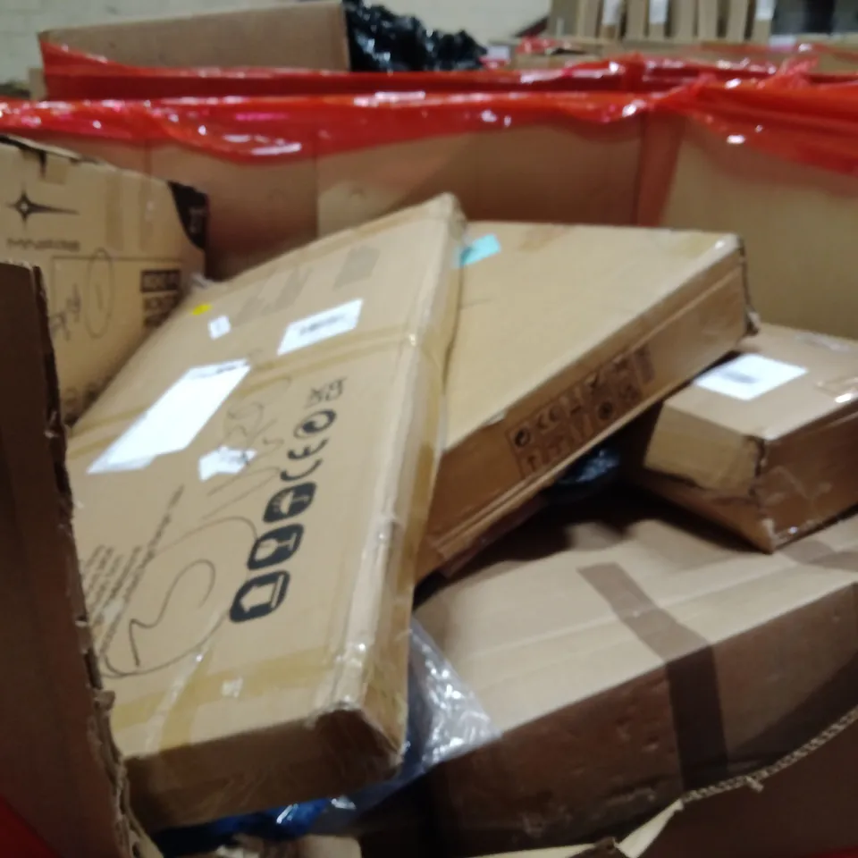 PALLET OF ASSORTED HOUSEHOLD GOODS AND PRODUCTS TO INCLUDE;MONITOR,KIDS KITCHEN STEP,POPUP TENT