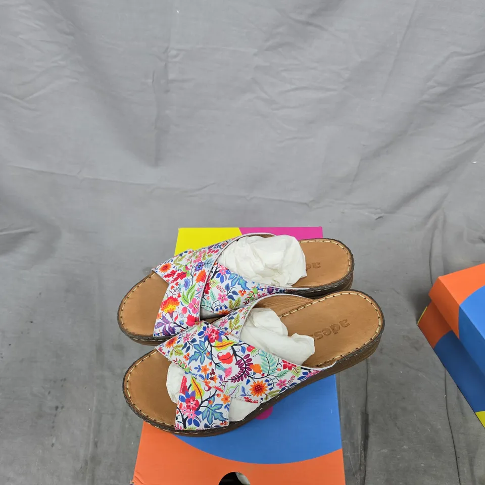 ADESSO WOMEN'S FLORAL CROSS-STRAP SANDALS – BROWN FOOTBEDS UK 7