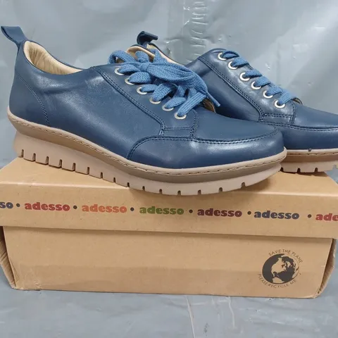 BOXED PAIR OF ADESSO LACE UP SHOES IN DEEP OCEAN SIZE 6