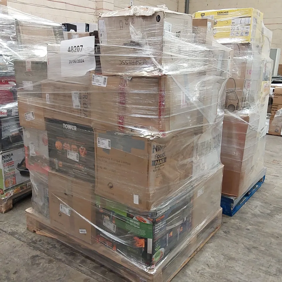 PALLET OF APPROXIMATELY 32 ASSORTED ITEMS INCLUDING: