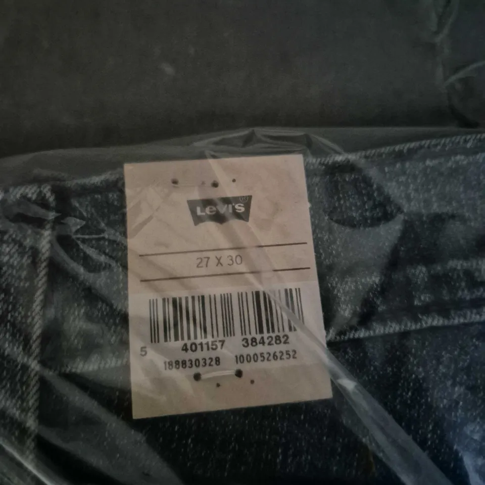 BAGGED LEVIS STRAUSS DEINM JEANS - SIZE W27 X L30