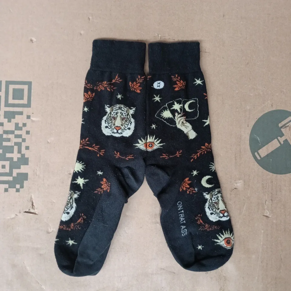 ON THAT ASS PAIR OF SOCKS IN BLACK SIZE UNSPECIFIED
