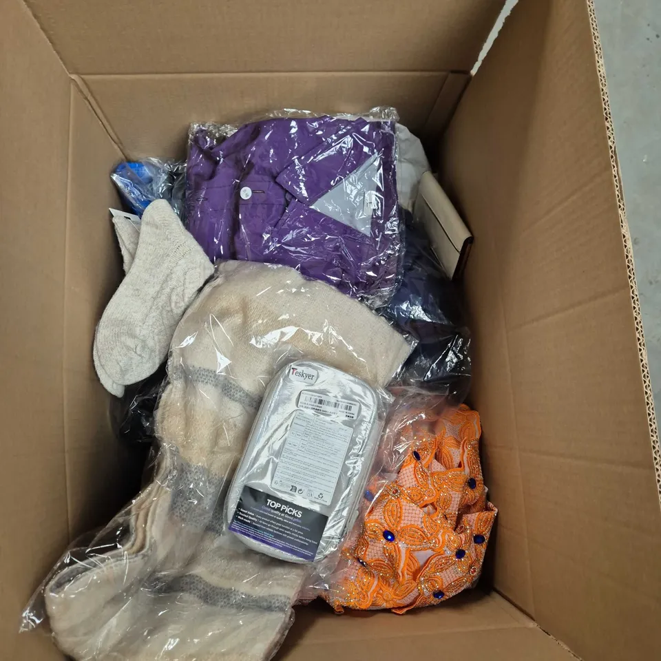 BOX OF APROXIMATELY 25 ASSORTED CLOTHING TO INCLUDE SHIRTS, SCRAFS, DRESSES,.