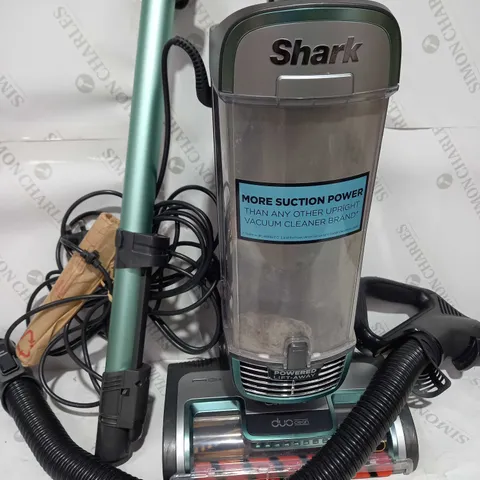 SHARK UPRIGHT VACUUM CLEANER