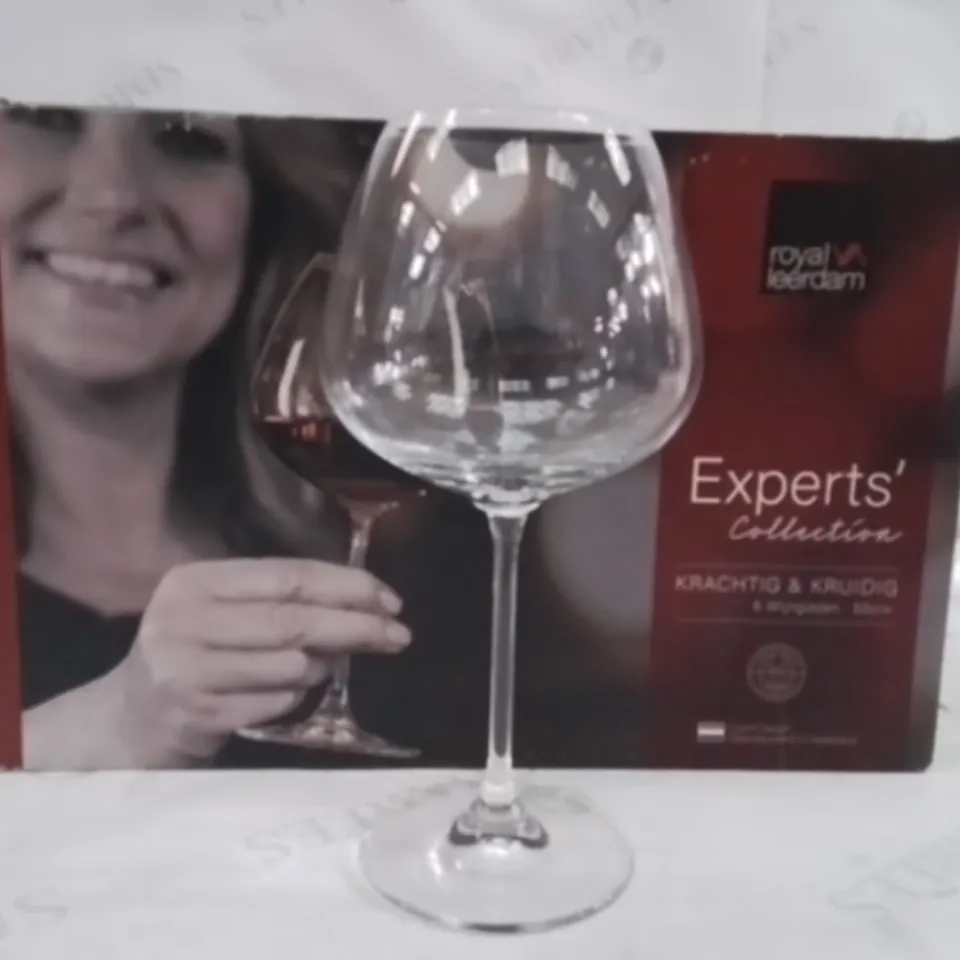 BOXED ROYAL LEERDAM WINE GLASSES APPROXIMATELY 6