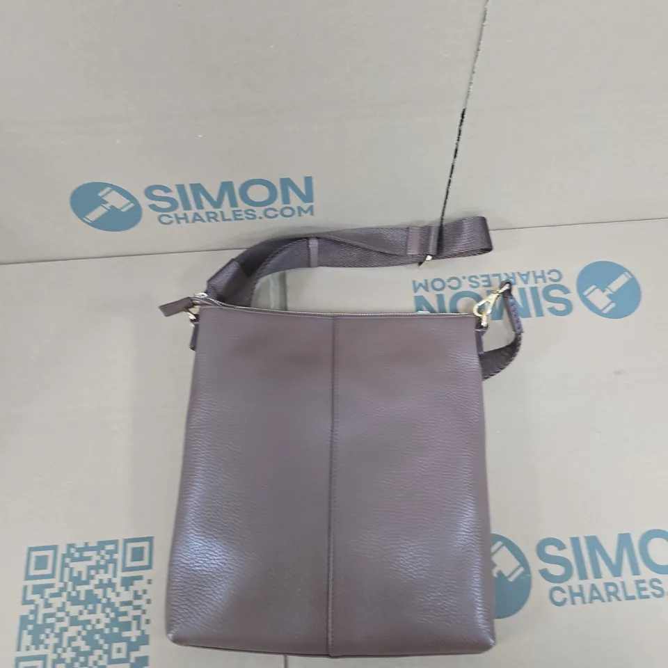 RADLEY LONDON PEBBLED LEATHER CROSSBODY BAG – BROWN, GOLD LOGO