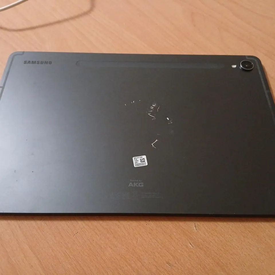 SAMSUNG GALAXY TABLET 128GB – BLACK, AKG SOUND SMX716B