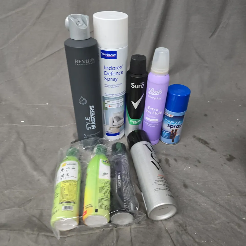 APPROXIMATELY 15 ASSORTED AEROSOLS TO INCLUDE REVLON STYLE MASTERS, INDOREX DEFENCE SPRAY, SURE QUANTUM DRY, ETC - COLLECTION ONLY