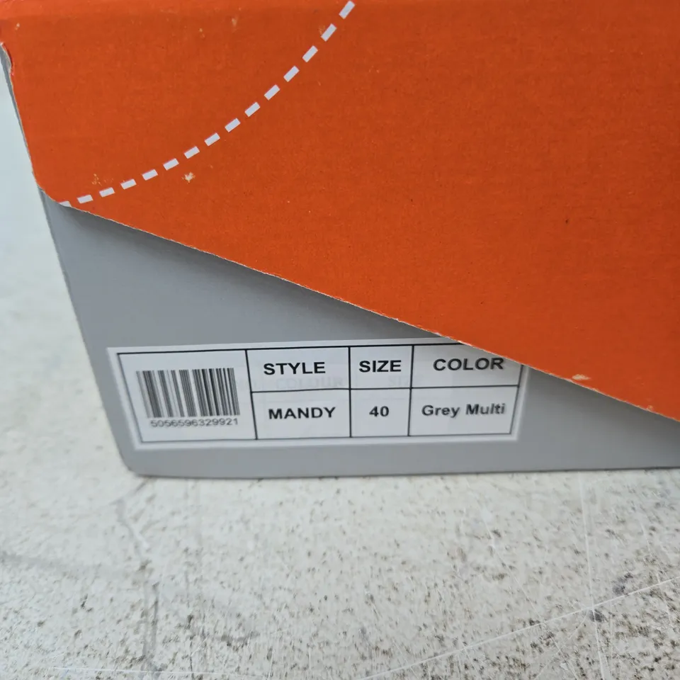 URBAN JACKS MANDY SANDALS – UK 7 (EU 40), GREY MULTI
