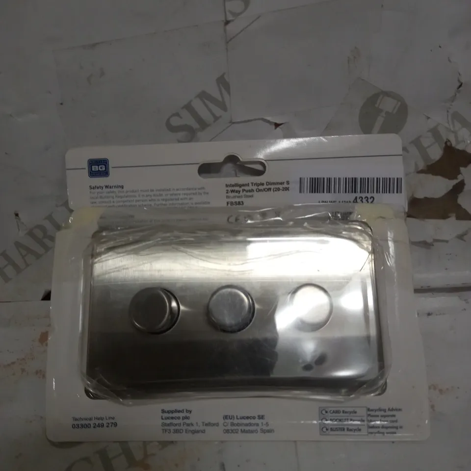 BG ELECTRICAL FBS83P-01 SCREWLESS FLAT PLATE TRIPLE DIMMER INTELLIGENT LIGHT SWITCH, BRUSHED STEEL, 2-WAY, 14.6 CM*4.4 CM*8.6 CM