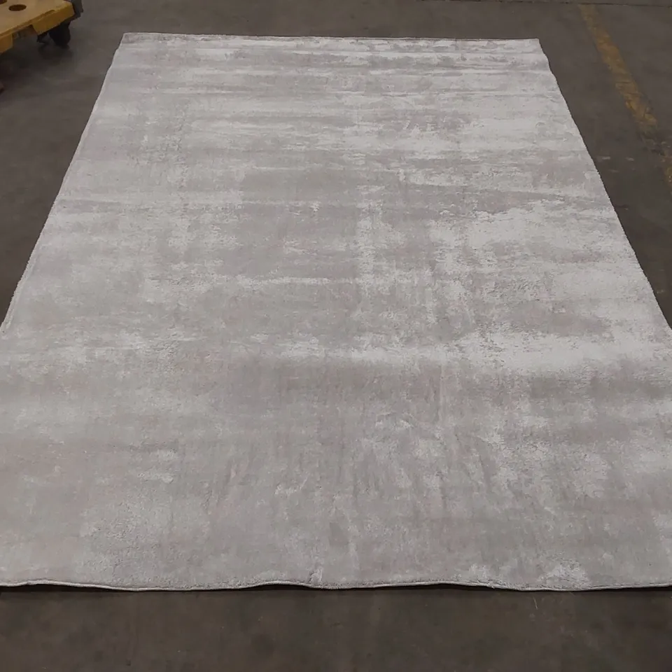 PACO HOME CADIZ RUG - 200 x 280cm
