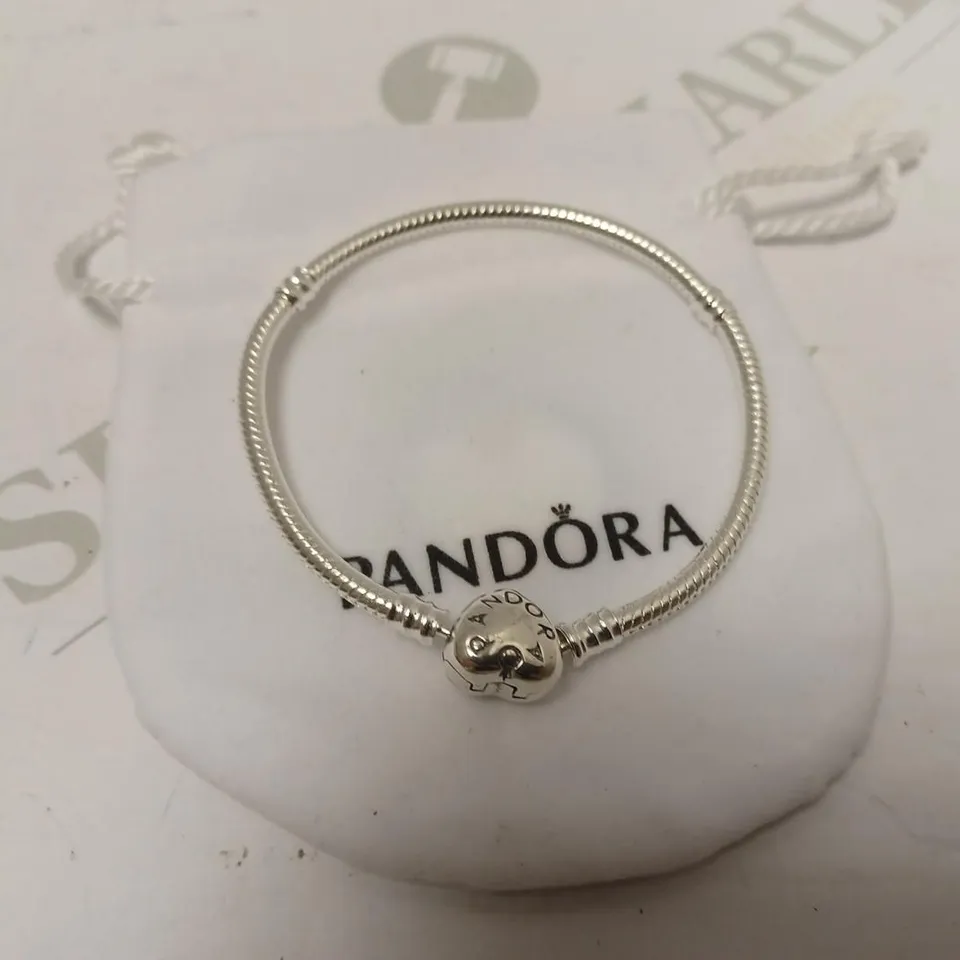 PANDORA HEART BRACELET
