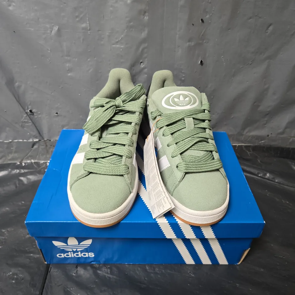 BOXED PAIR OF ADIDAS CAMPUS 00S SHOES IN GREEN - UK 3