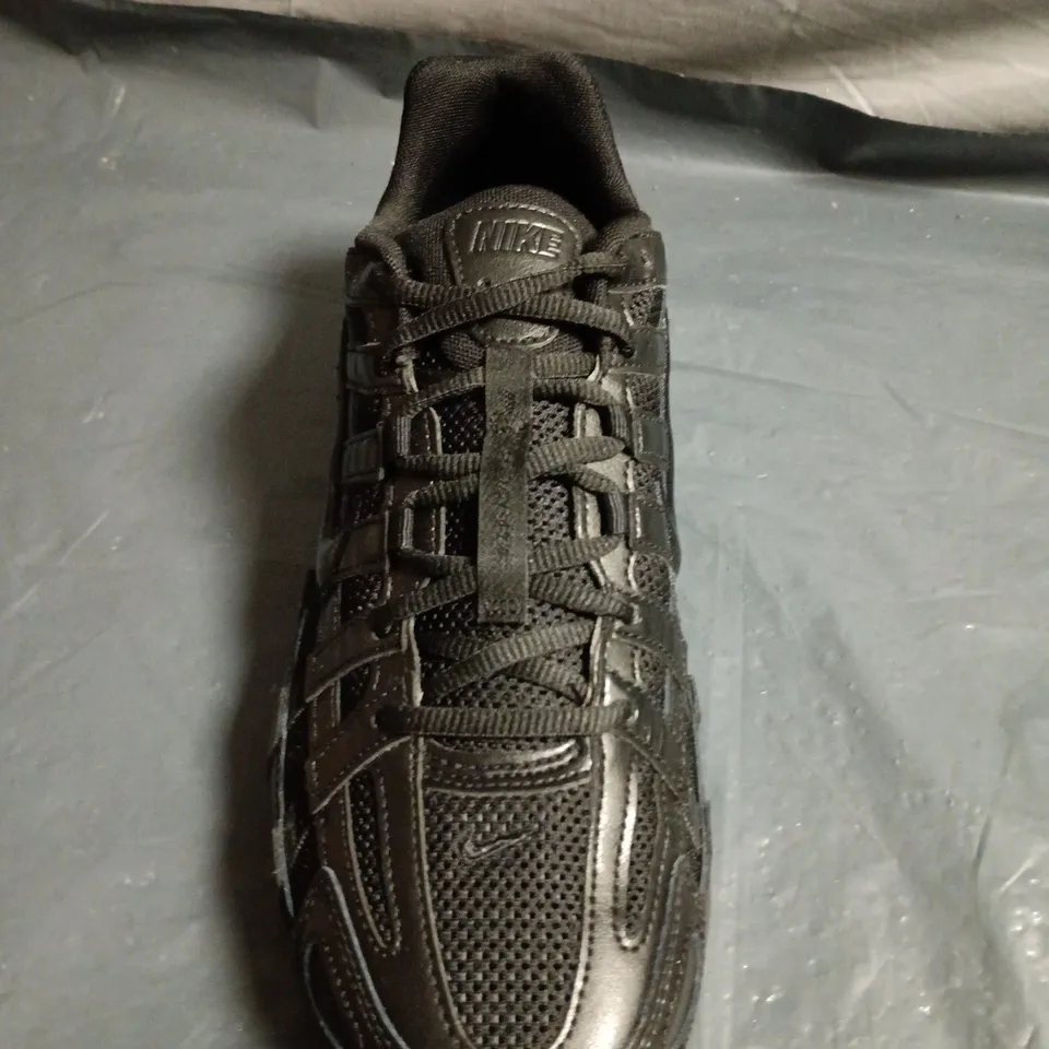 UNBOXED PAIR OF NIKE P-6000 TRANERS - TRIPLE BLACK - UK SIZE 9.5