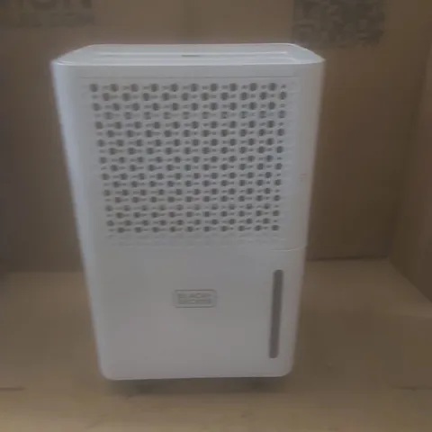 BOXED BLACK + DECKER DEHUMIDIFIER BXEH60016GB