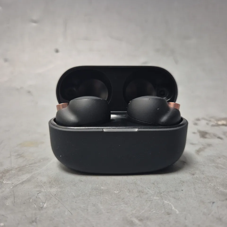 SONY PORTABLE EARBUDS IN BLACK WF-1000XM4