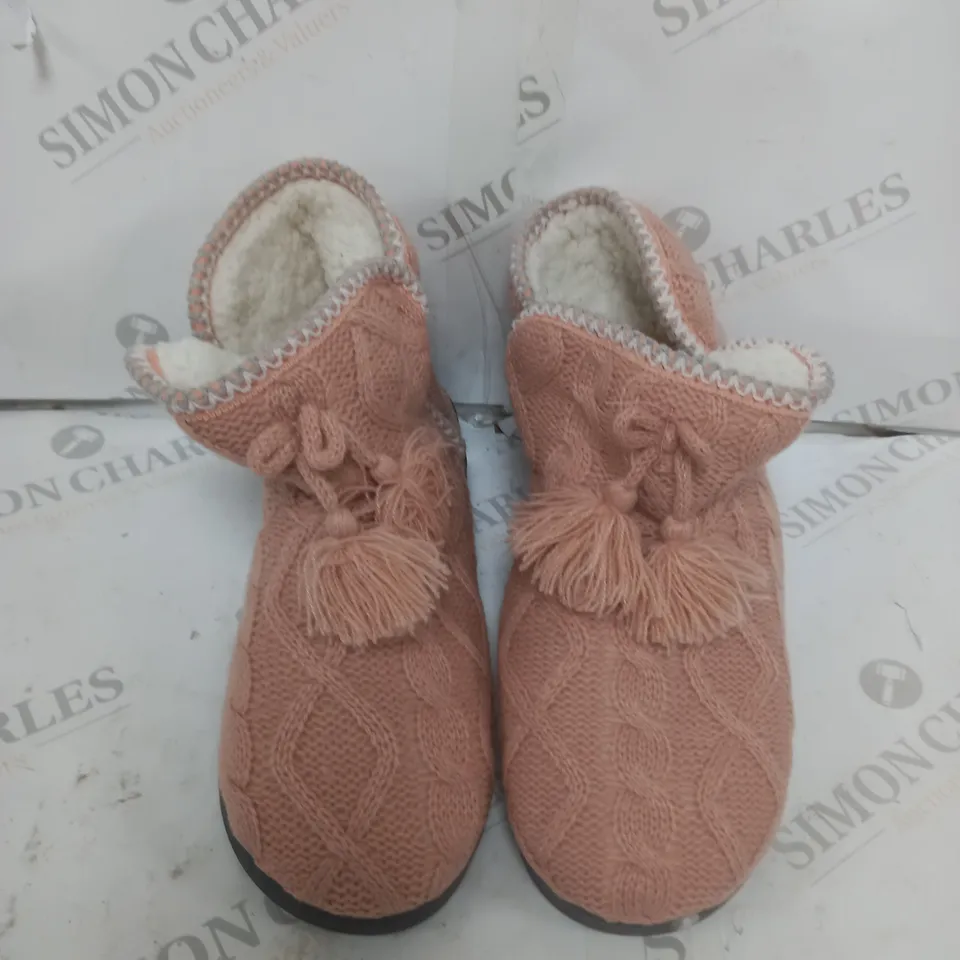 LINA SLIPPER BOOT PINK SIZE 7