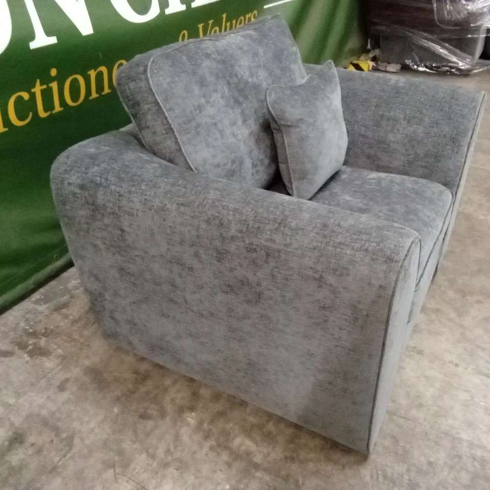 DESIGNER FABRIC UPHOLSTERED CUDDLE CHAIR 