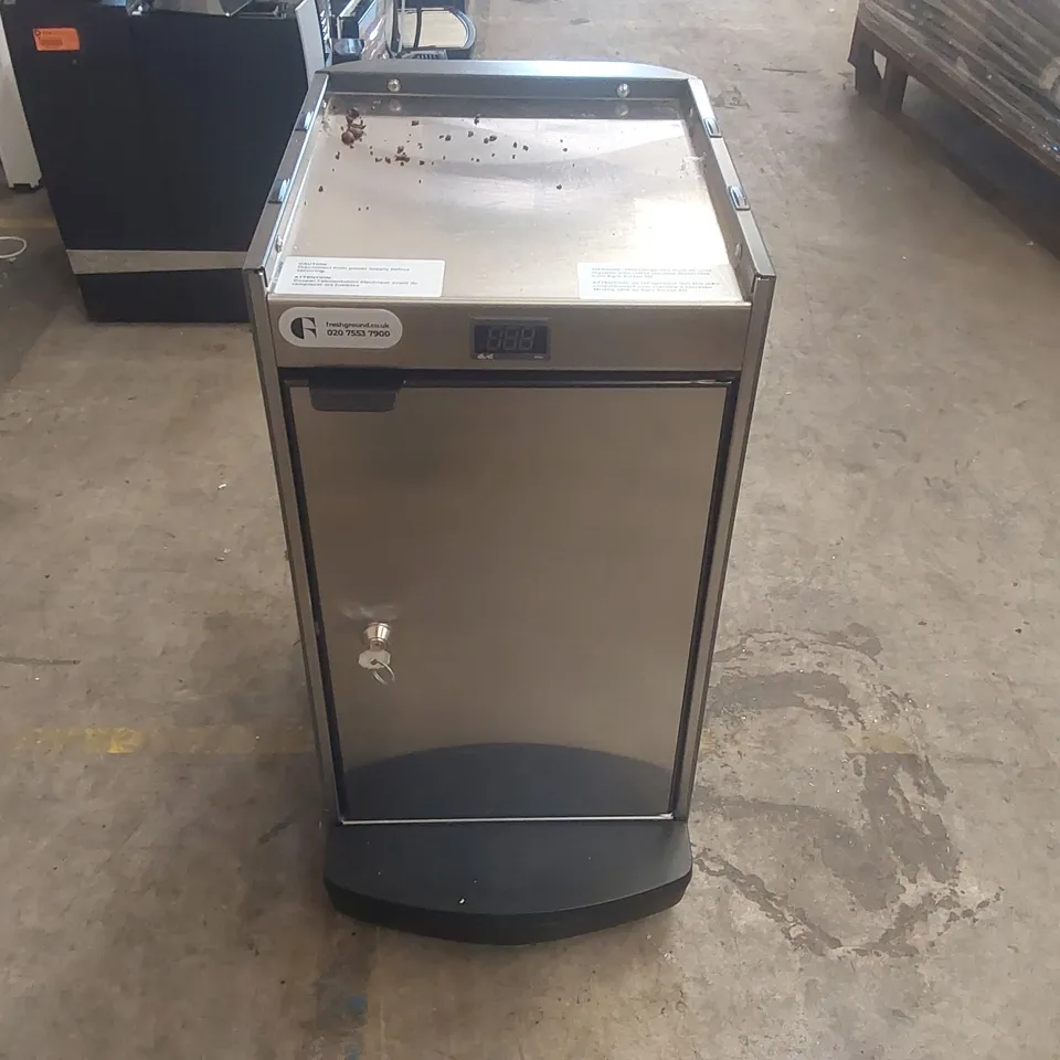 EGRO ONE 6L COMMERCIAL COFFEE MACHINE FRIDGE