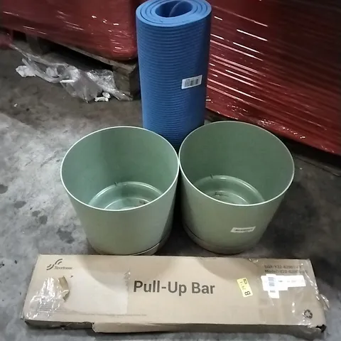 PALLET OF HOUSEHOLD ITEMS TO INCLUDE PLANT POTS, PULL UP BAR, YOGA MAT AND OTHER ASSORTED ITEMS...