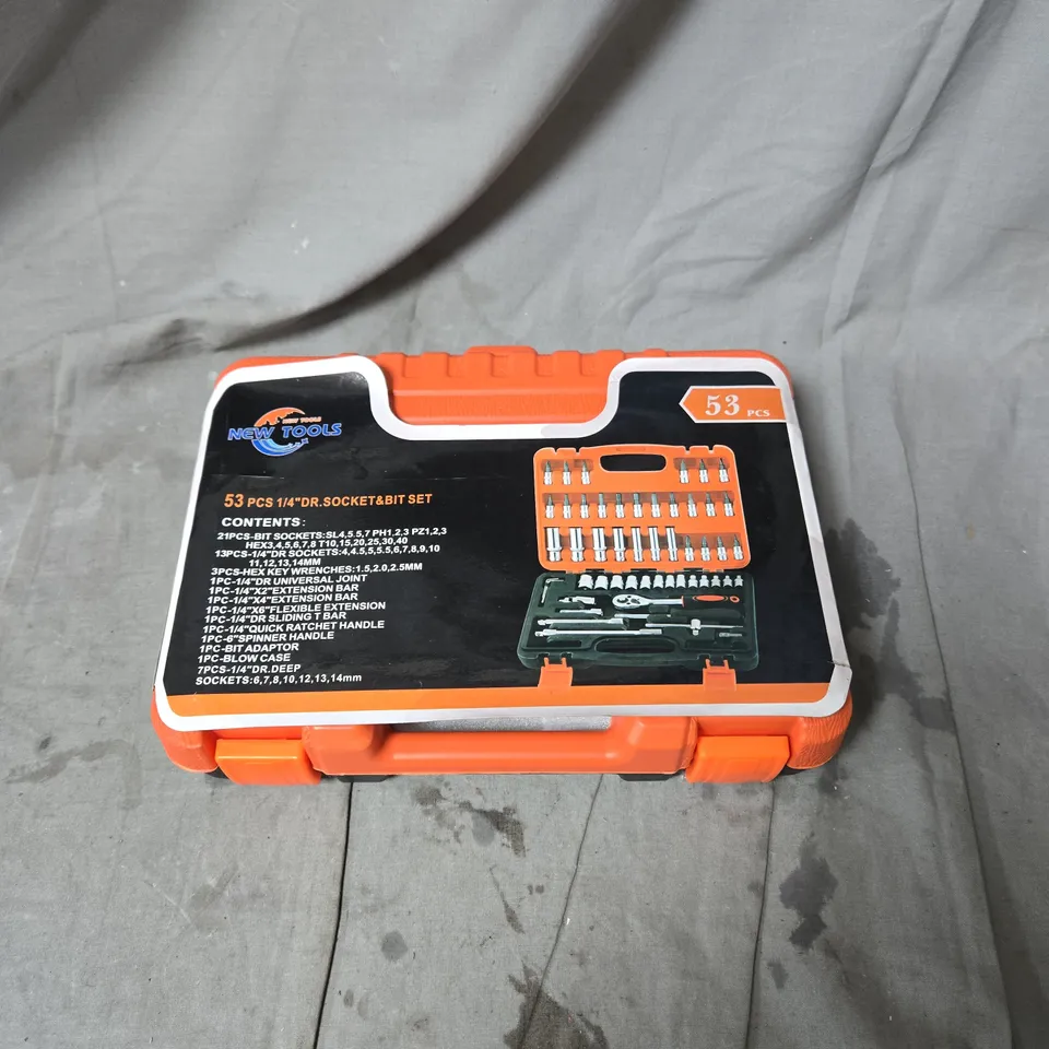 NEW TOOLS 53-PIECE 1/4" DRIVE SOCKET & BIT SET IN ORANGE CASE
