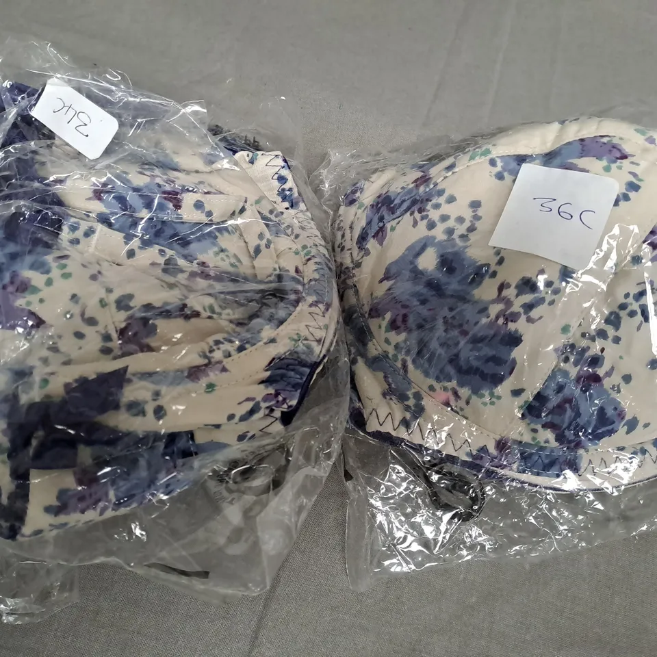 BOX OF APPROX 25 ASSORTED BLUE FLORAL BRAS - SIZES VARY 