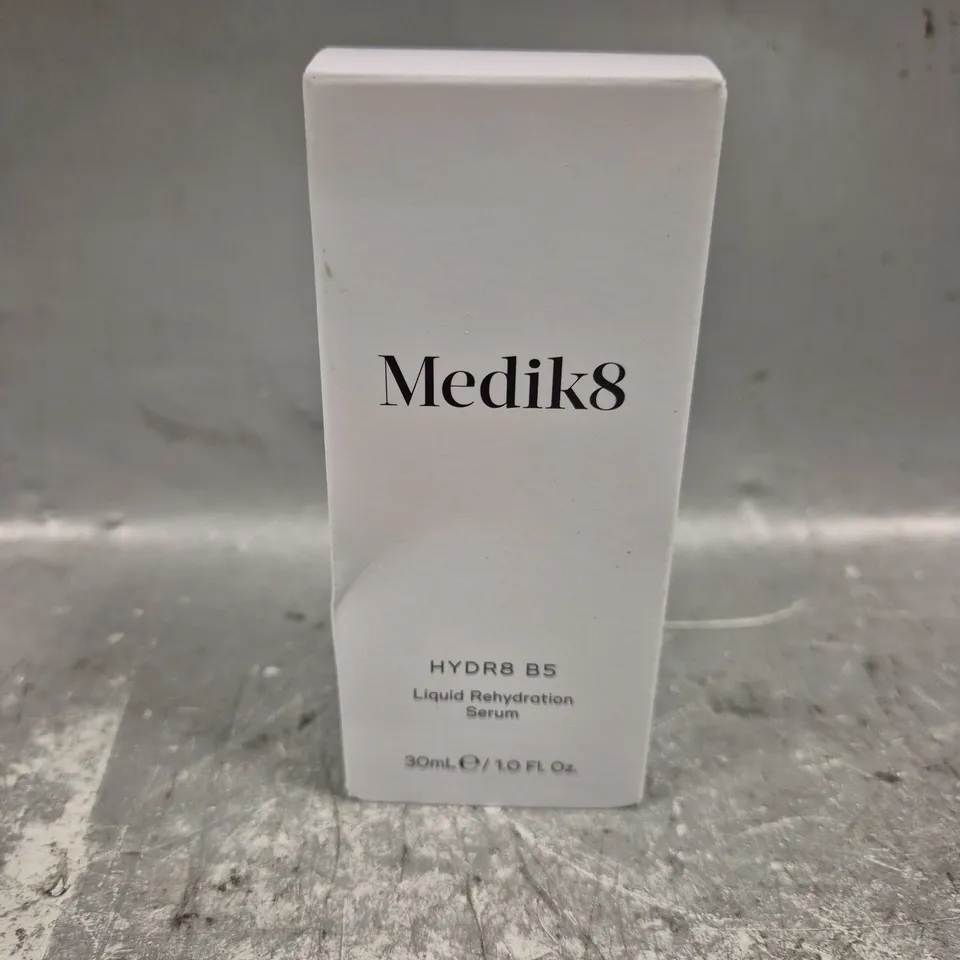 BOXED MEDIK8 HYDR8 SERUM - 30ML