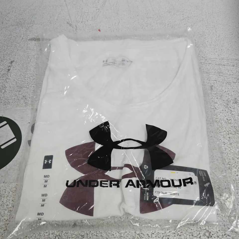 UNDER ARMOUR WHITE T-SHIRT, UK M
