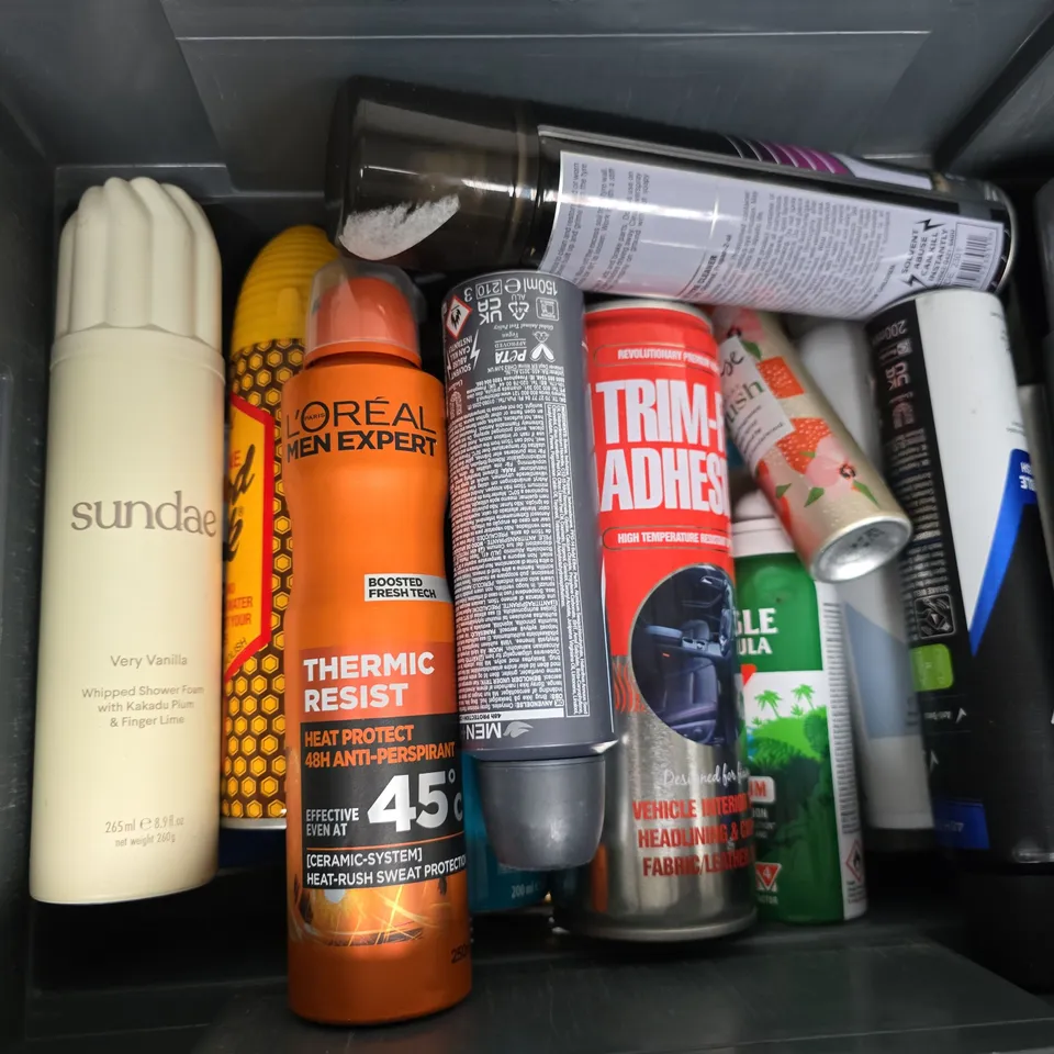 APPROXIMATELY 16 ASSORTED AEROSOLS TO INCLUDE SURE MEN 48H, TRIM-FIX ADHESIVE, WOW STYLE ON STEROIDS, ETC - COLLECTION ONLY