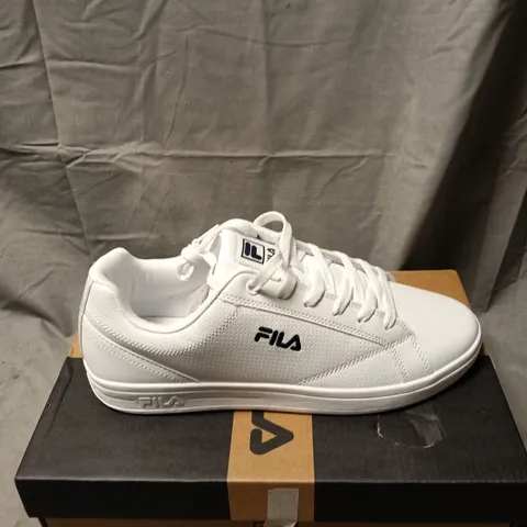 FILA WHITE TRAINERS SIZE 9