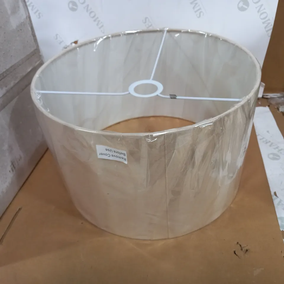 BRAND NEW BANBURY LIRA LIGHT SHADE - CREAM (FOR LIR4208)