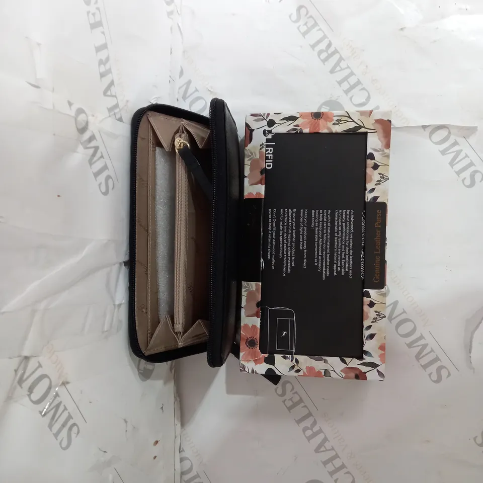 ASHWOOD LEATHER FRONT POCKET PURSE
