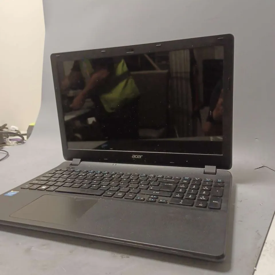 ACER TRAVELMATE MS2394  LAPTOP