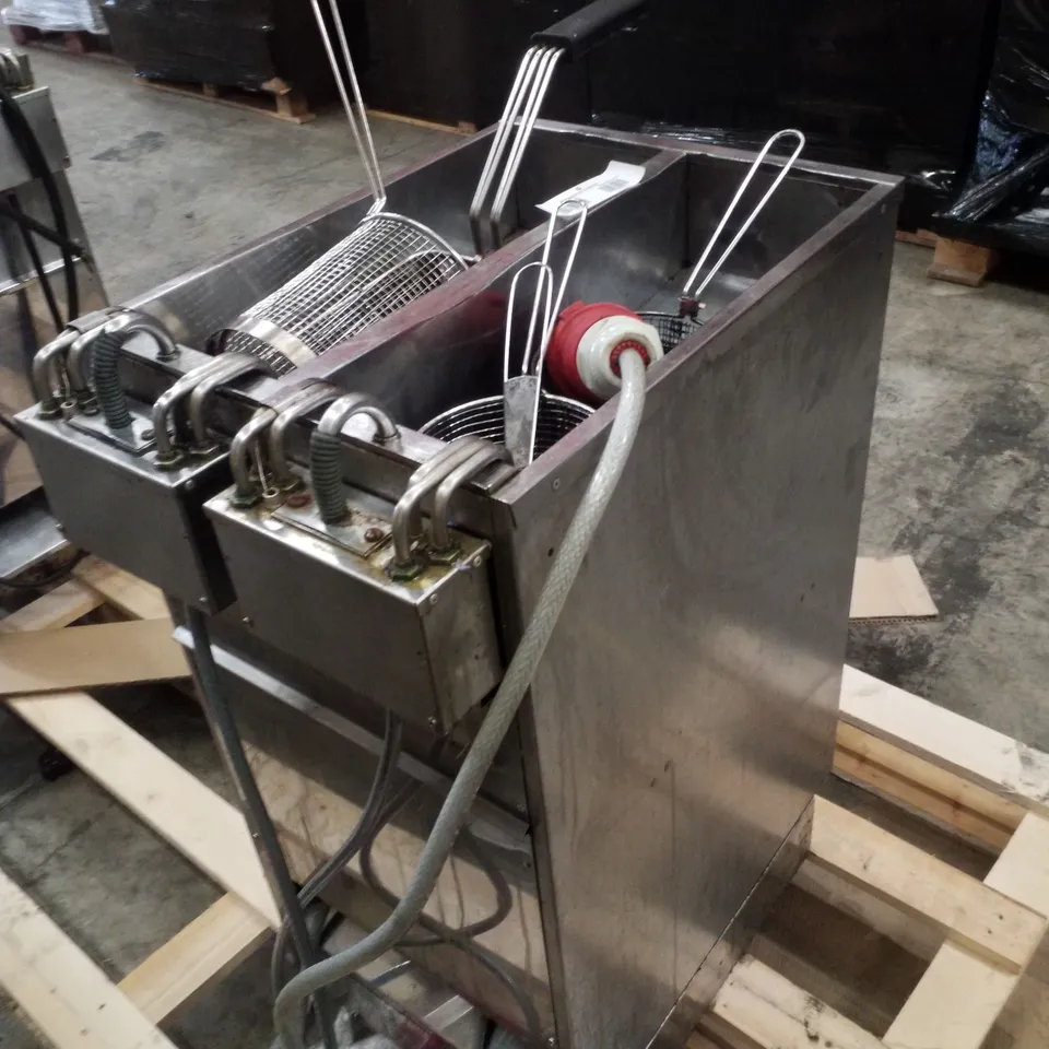 VALENTINE P294 DOUBLE TANK ELECTRIC FRYER
