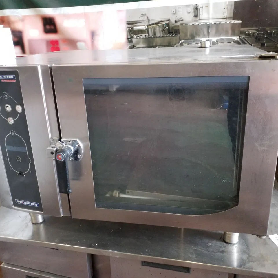 BLUE SEAL MOFFAT ELECTRIC COMBI OVEN