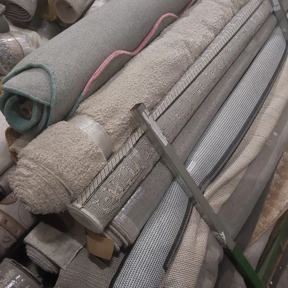 STILLAGE CONTAINING APPROXIMATELY  29x ASSORTED DESIGNER RUGS - STILLAGE NOT INCLUDED