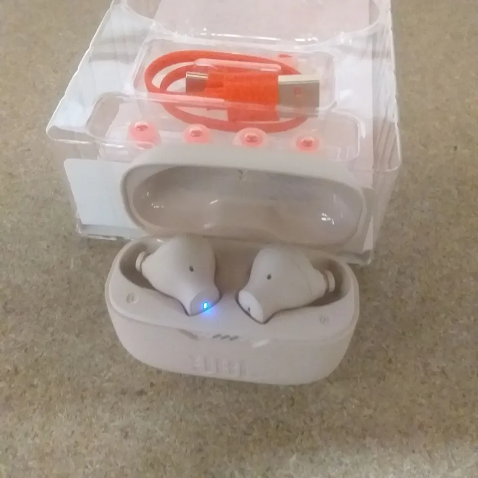 JBL TUNE 230NC TWS IN-EAR HEADPHONES