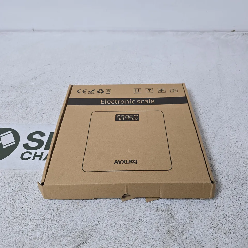 AVXLRQ ELECTRONIC SCALE – BOXED