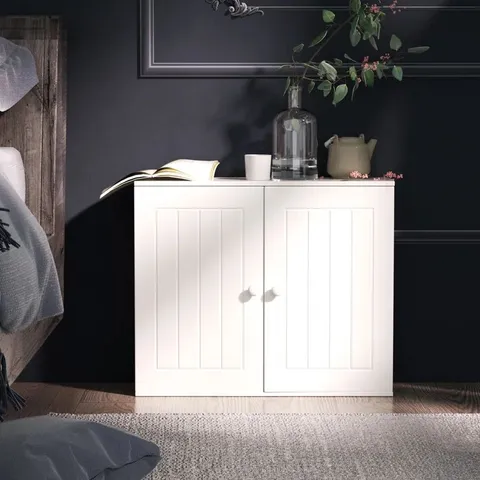 BOXED ACCIE BATHROOM CABINET 