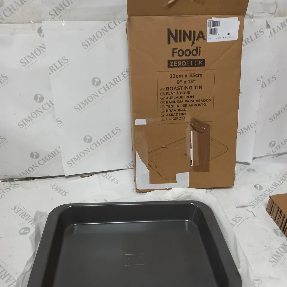 NINJA 9" X 13" ZEROSTICK PROFESSIONAL ROASTING TIN