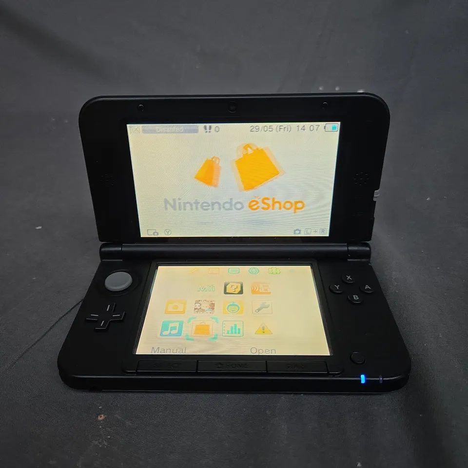 NINTENDO 3DS XL