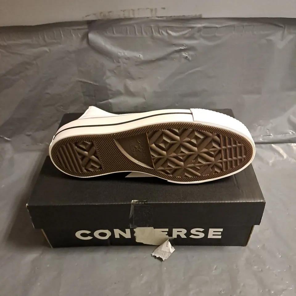 BOXED PAIR OF CONVERSE ALL STAR PLATFORM TRAINERS IN WHITE SIZE WOMENS UK 3.5