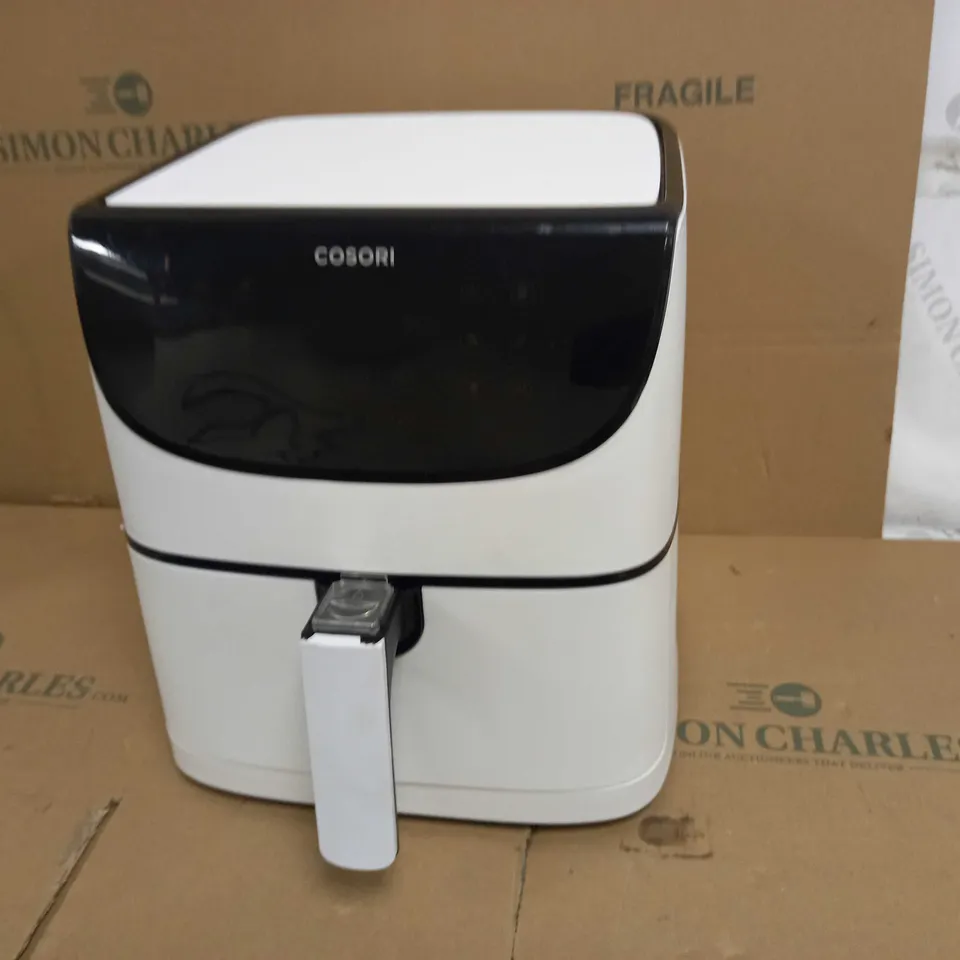 COSORI AIR FRYER MAX XL DIGITAL TOUCHSCREEN AIR FRYER OVEN - WHITE