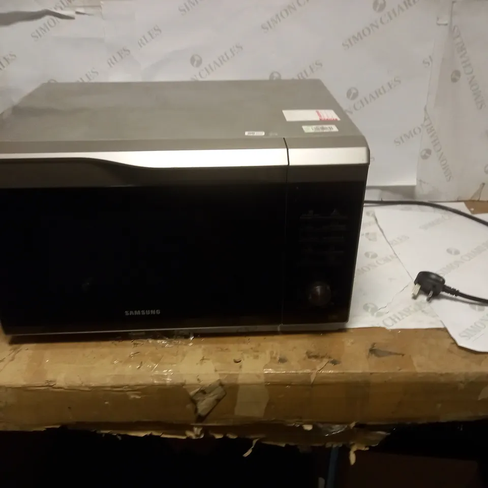 SAMSUNG MICROWAVE OVEN 
