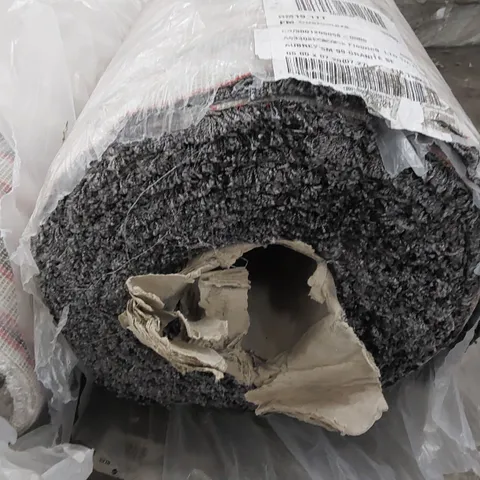 ROLL OF QUALITY AUBREY GRANITE CARPET // SIZE: APPROXIMATELY 5 X 7.2m