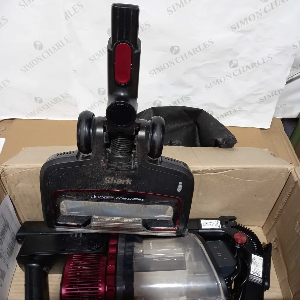 SHARK IZ300UKT PET CORDLESS VACUUM CLEANER