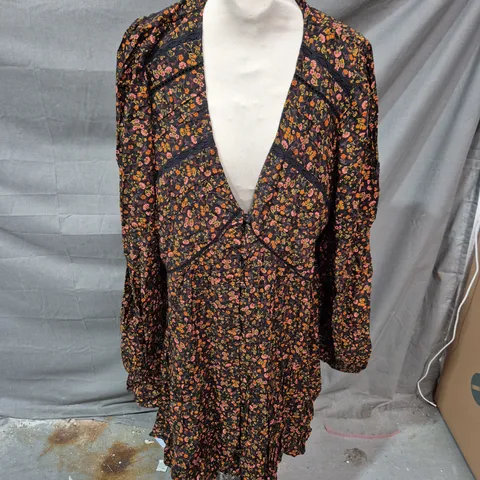 NOBODY'S CHILD MARLEY MINI DRESS BETSIE DITSY β FLORAL PRINT β UK 16
