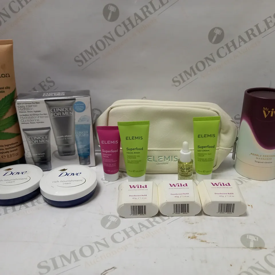 LOT OF APPROX 10 ASSORTED BEAUTY PRODUCTS TO INCLUDE CLINIQUE MEN SET, ELEMIS SUPERFOOD FACIAL WASH, ANN SUMMERS MY VIV PEBBLE PERSONAL MASSAGER, ETC 
