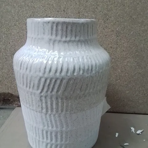 ALGER TABLE VASE