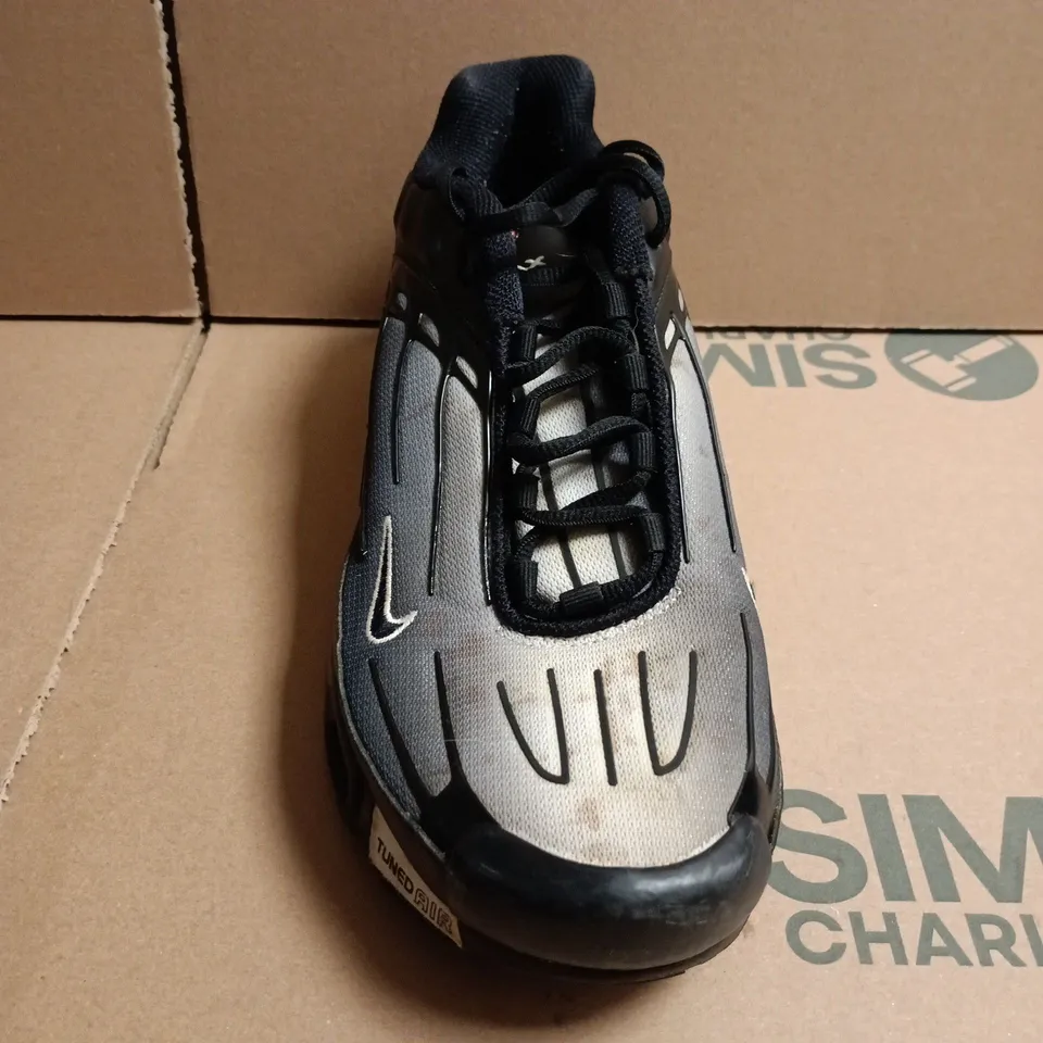 PAIR OF NIKE AIR MAX PLUS TN TUNED AIR TRAINERS – UK 10